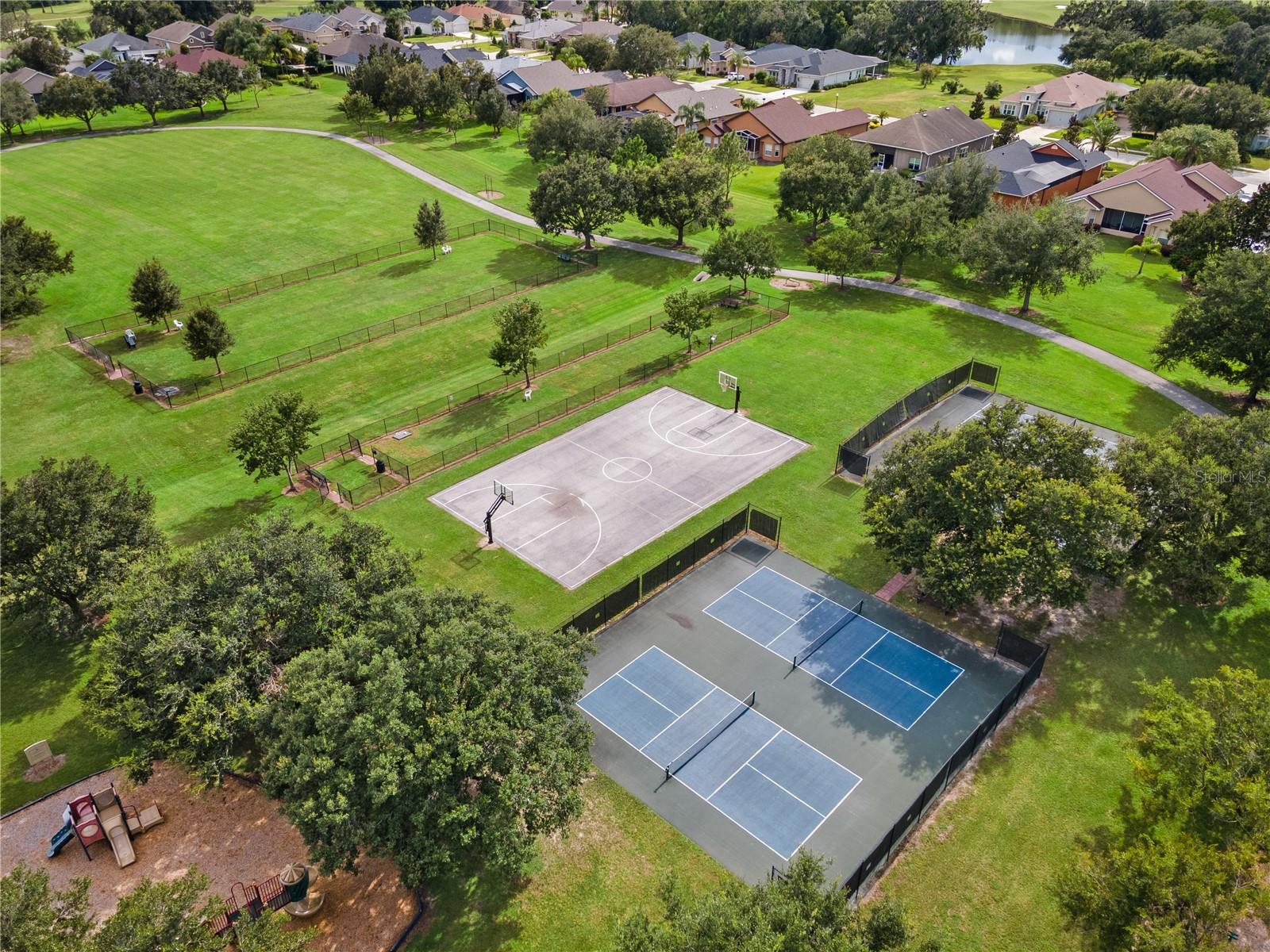 LAKE JOVITA GOLF & COUNTRY CLUB PH 04 C - Residential