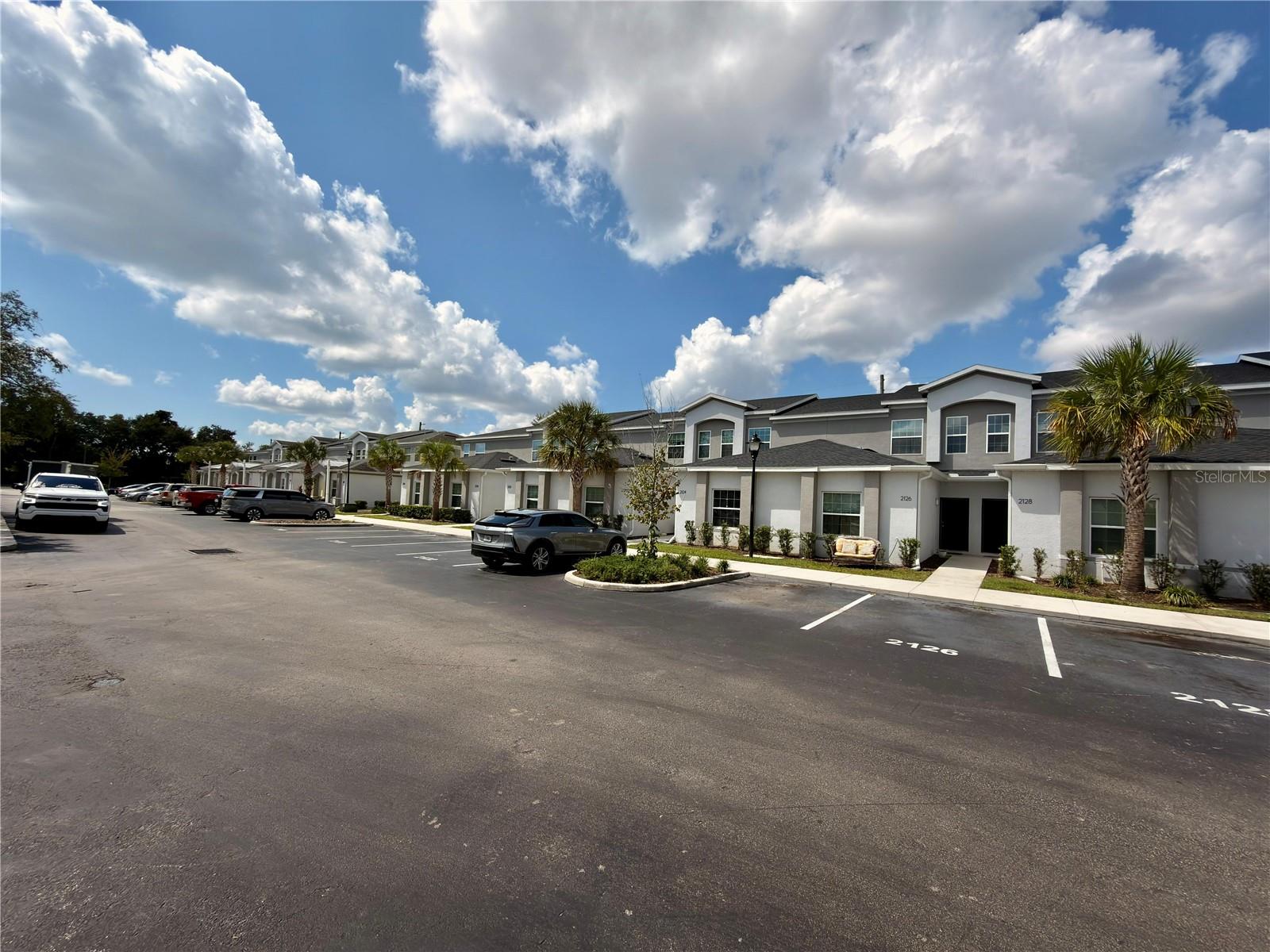 DIMORA PARK CONDO - Commercial Sale