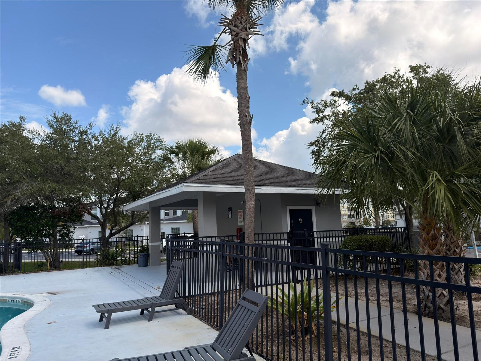 DIMORA PARK CONDO - Commercial Sale