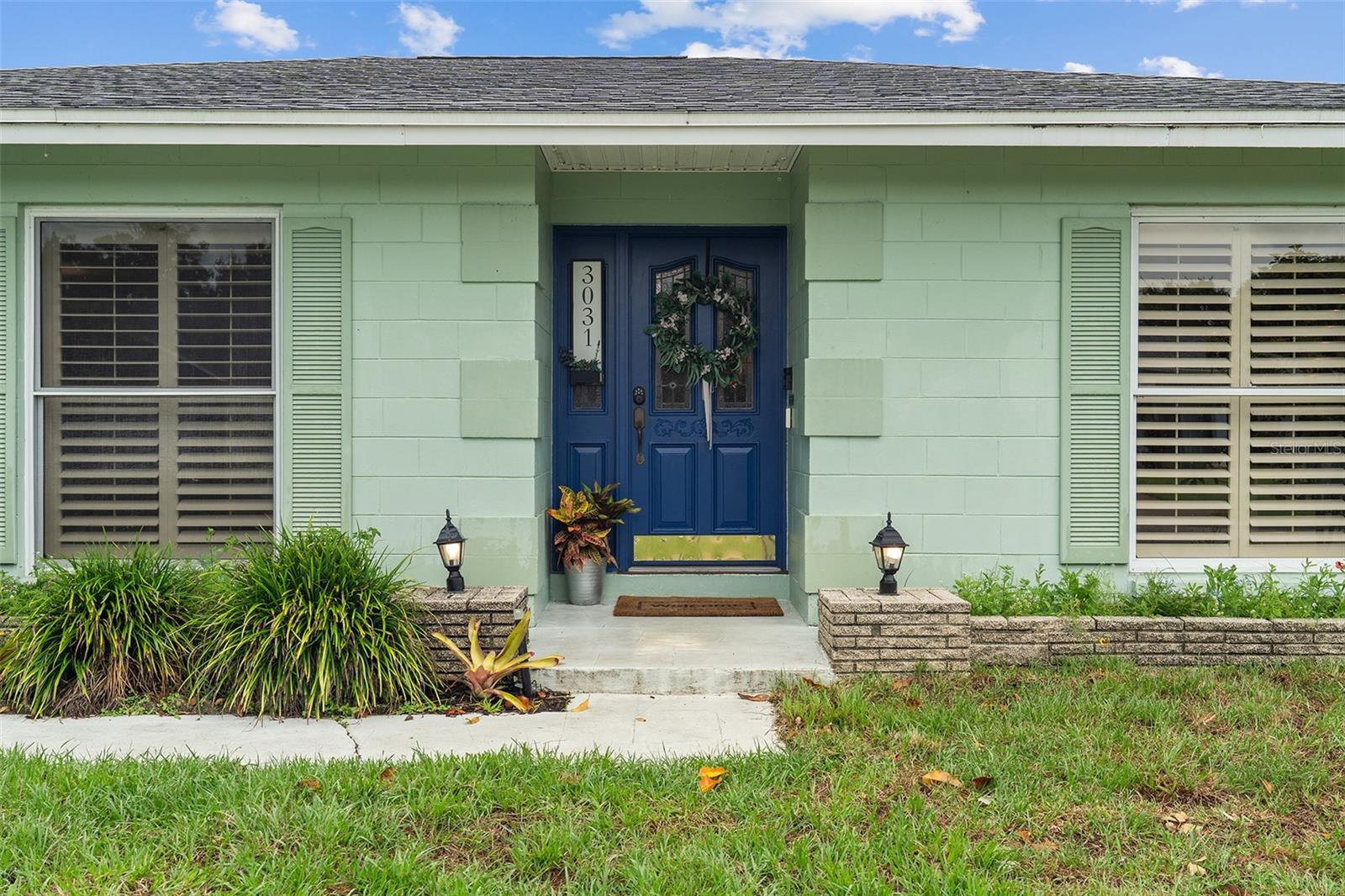 3031 DEMARET DR
