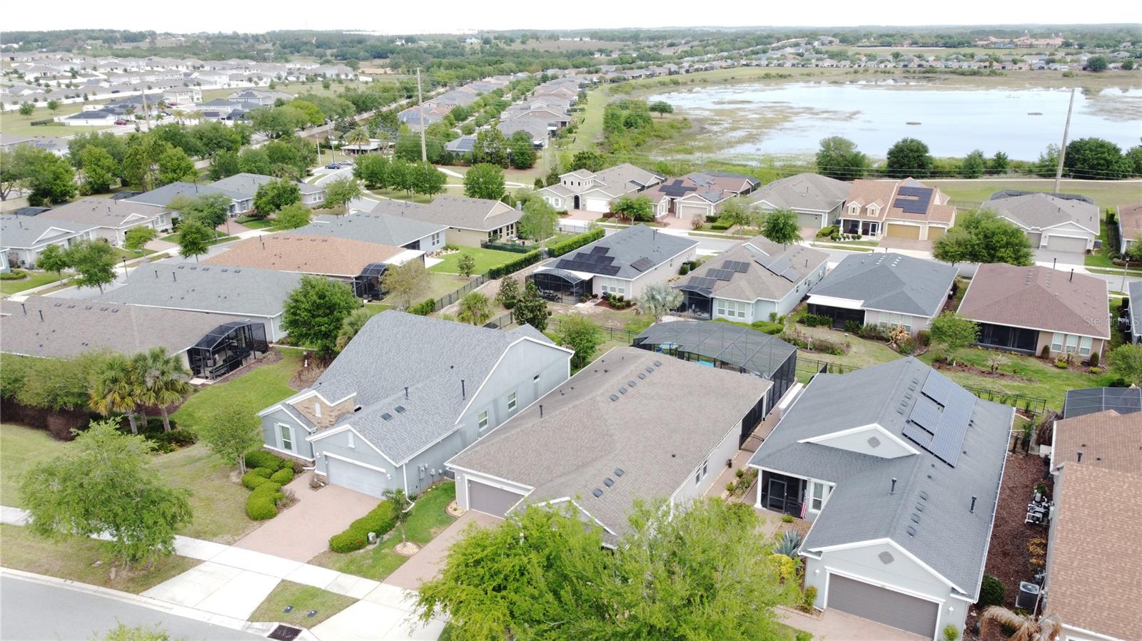 CASCADES OF GROVELAND (TRILOGY) - Residential