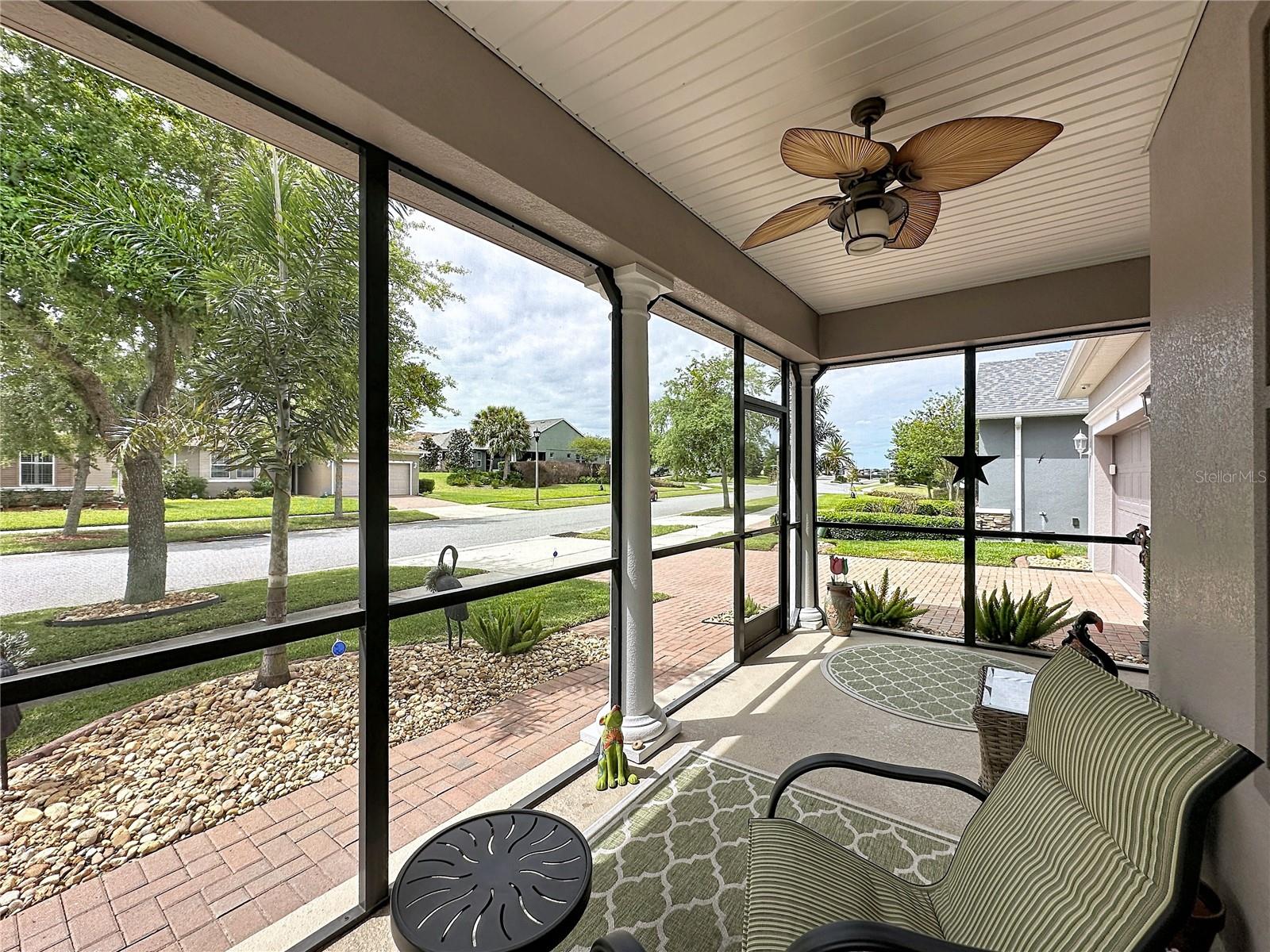 CASCADES OF GROVELAND (TRILOGY) - Residential