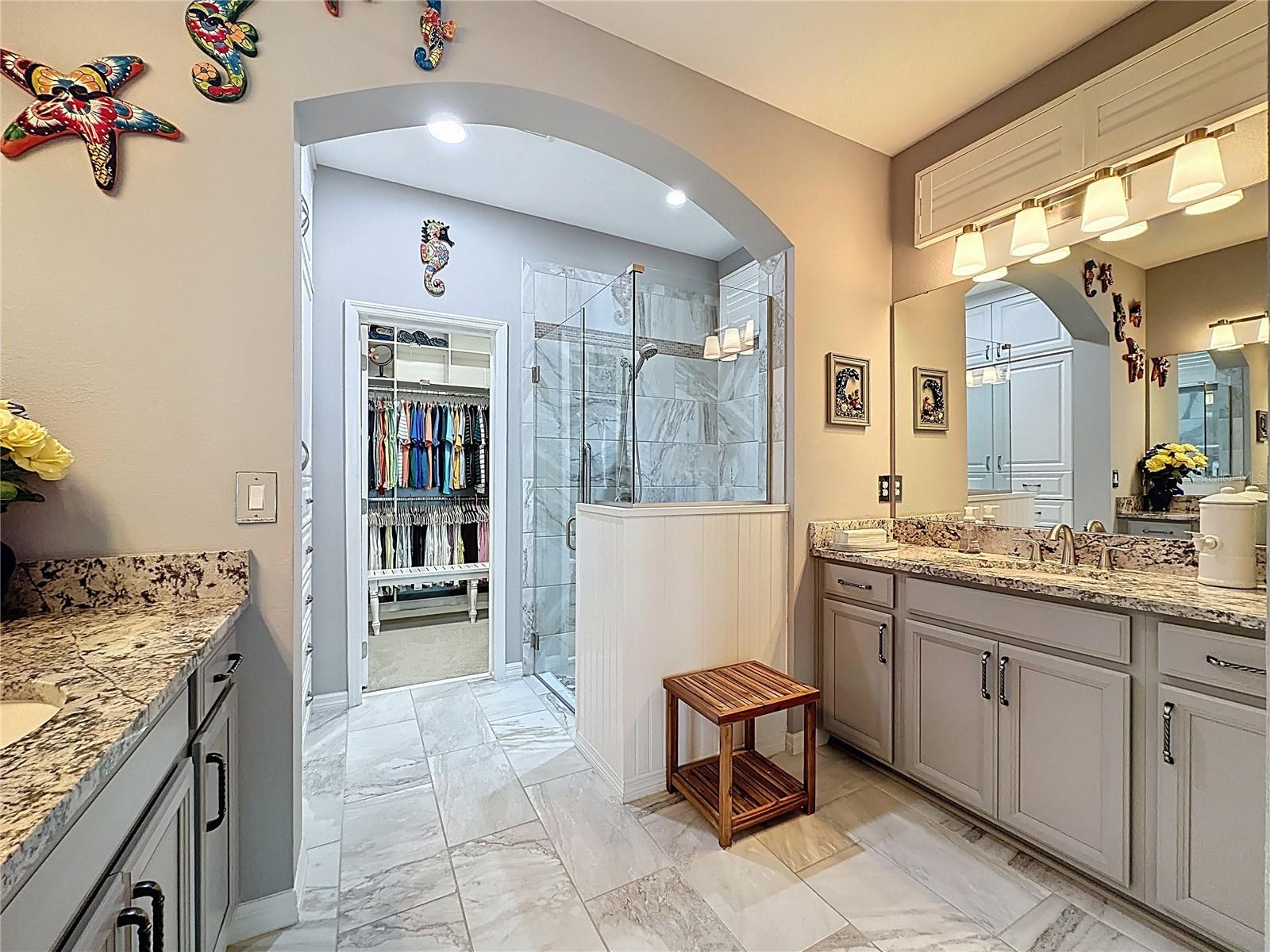 CASCADES OF GROVELAND (TRILOGY) - Residential