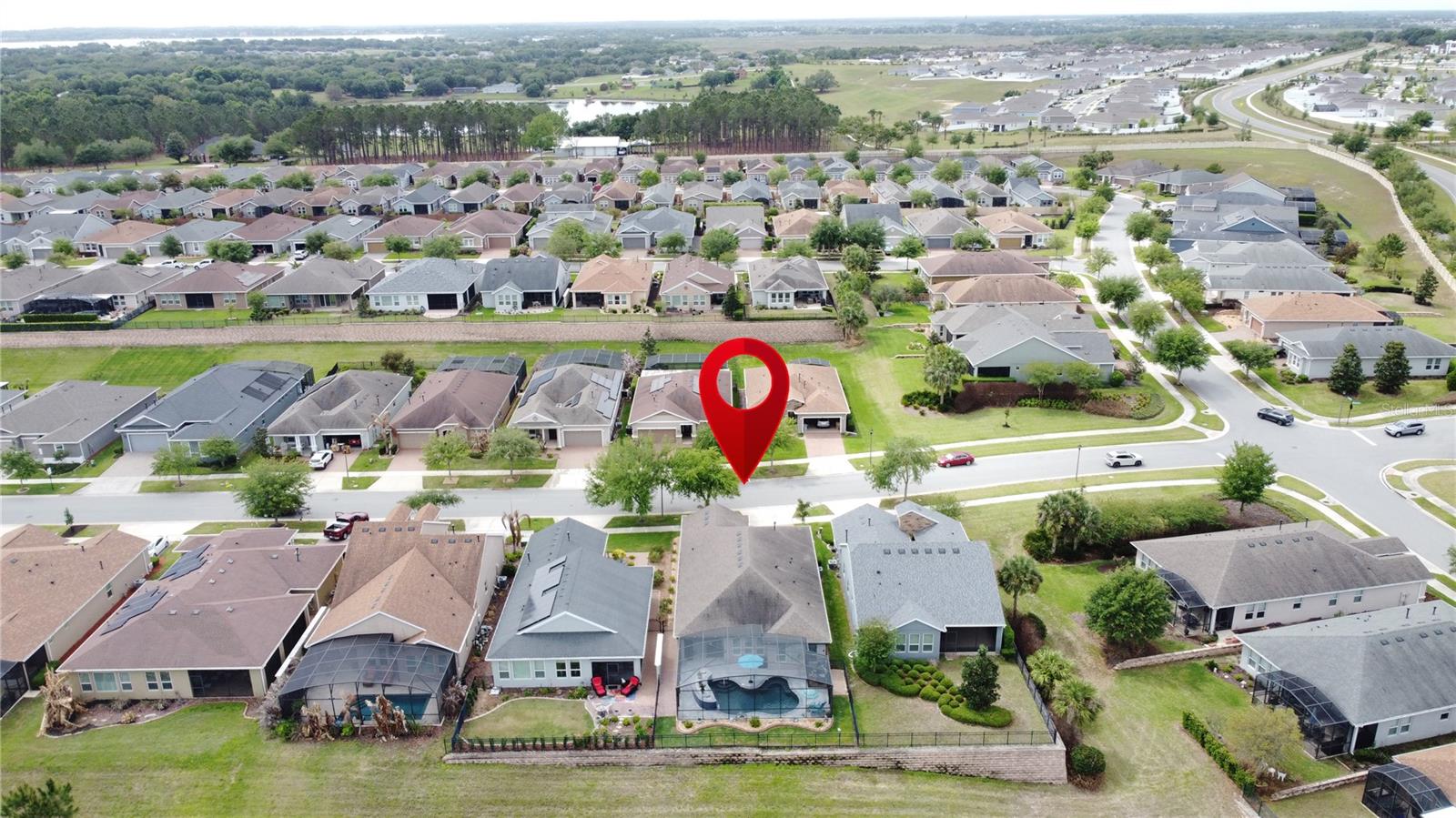 CASCADES OF GROVELAND (TRILOGY) - Residential