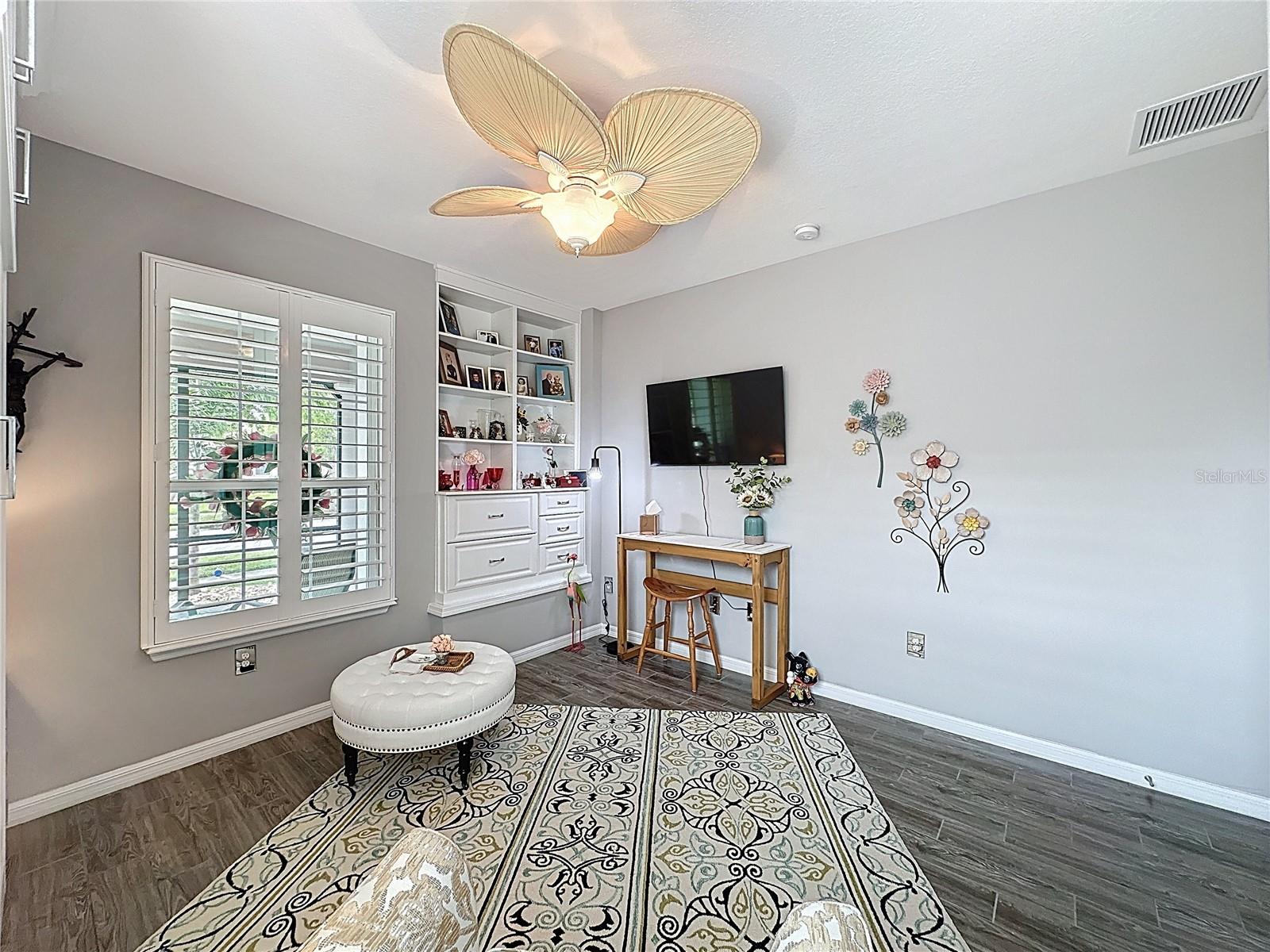 CASCADES OF GROVELAND (TRILOGY) - Residential