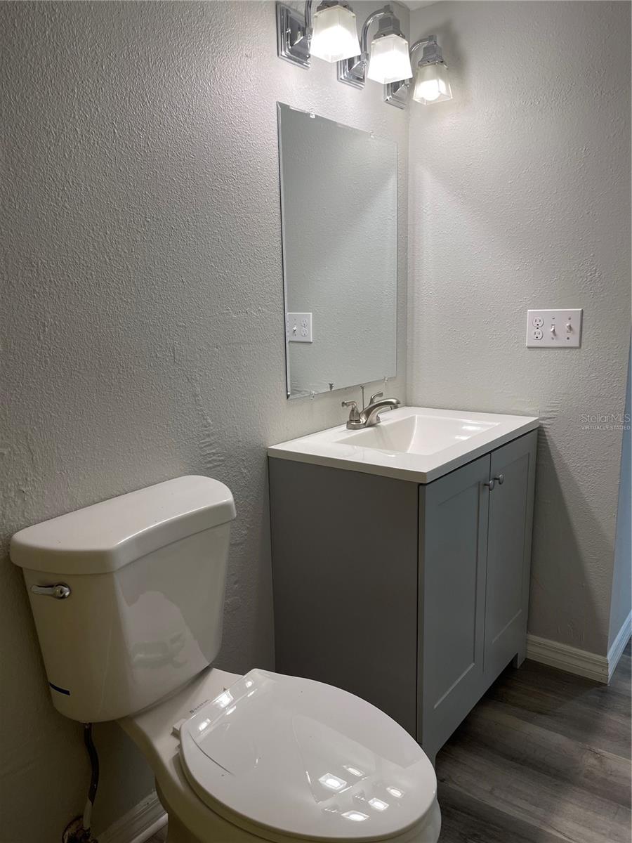 FAWN OAKS VILLAGE SUB - Residential Lease