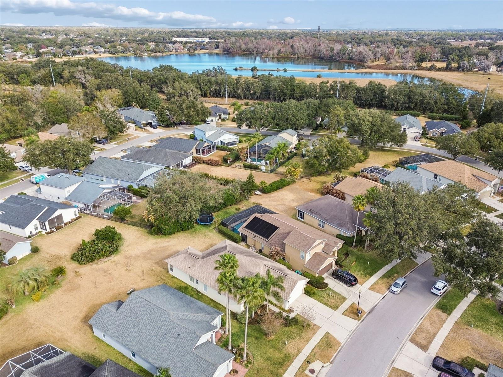 RIVER HILLS COUNTRY CLUB PARCE - Residential Lease