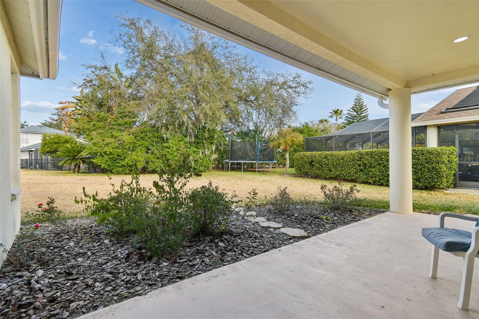 RIVER HILLS COUNTRY CLUB PARCE - Residential Lease