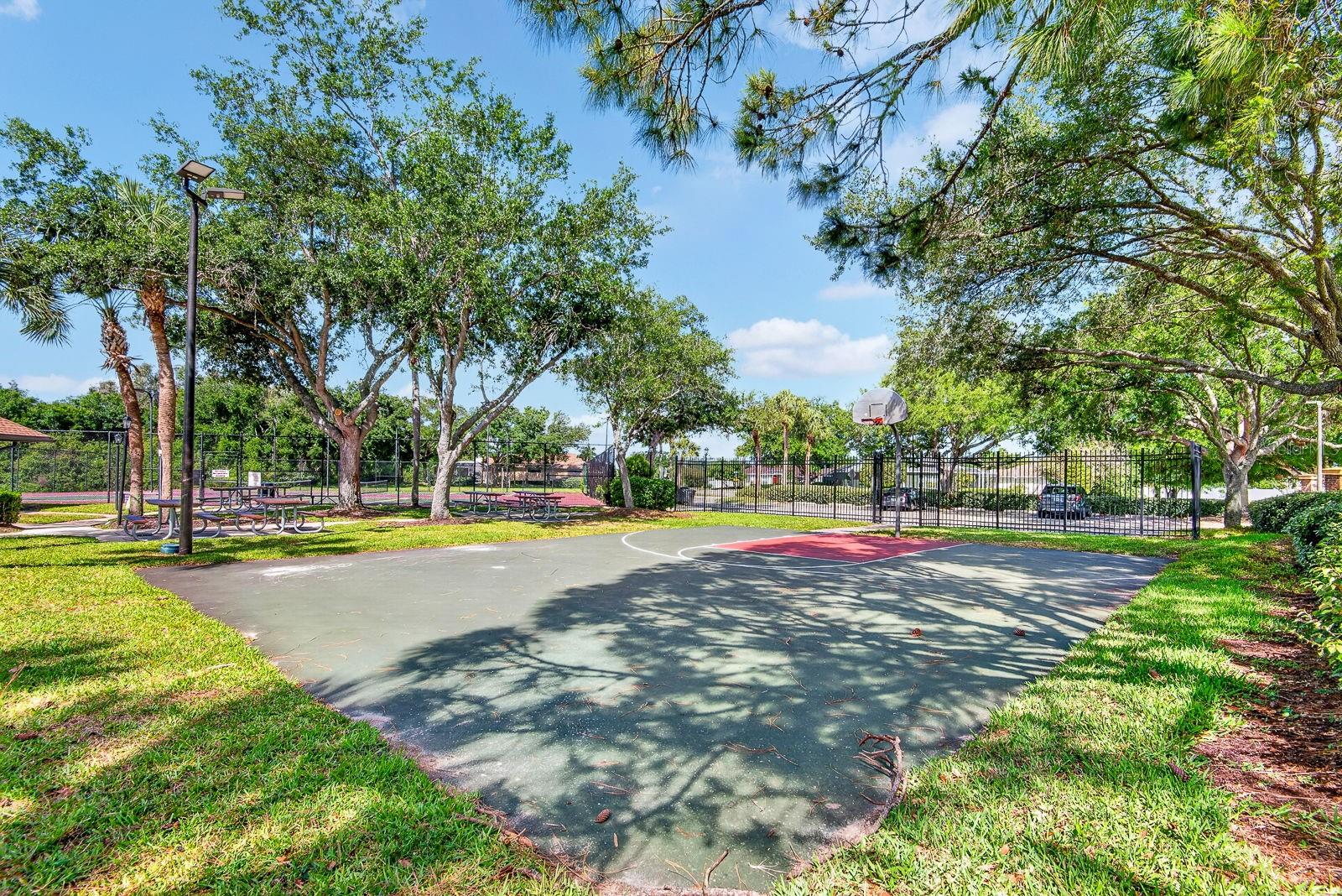CREEKWOOD PH ONE SUBPHASE I UNIT B2B3 - Residential