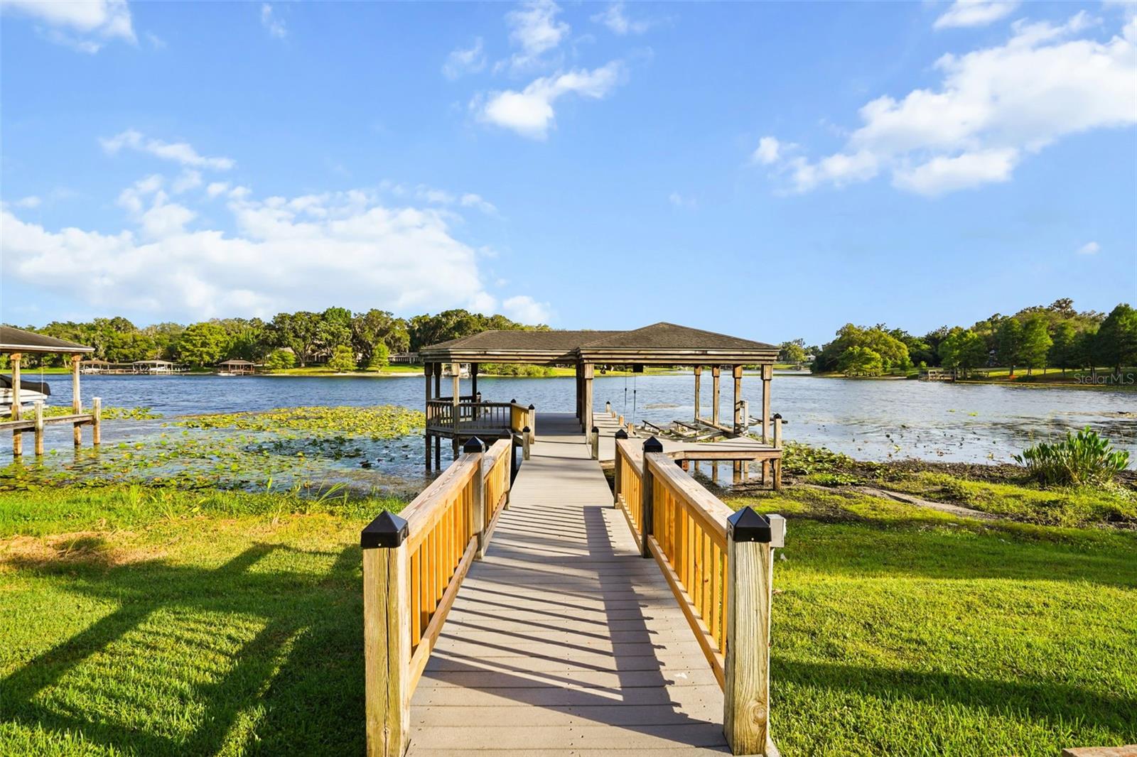 LAKE SYBELIA SHORES - Residential