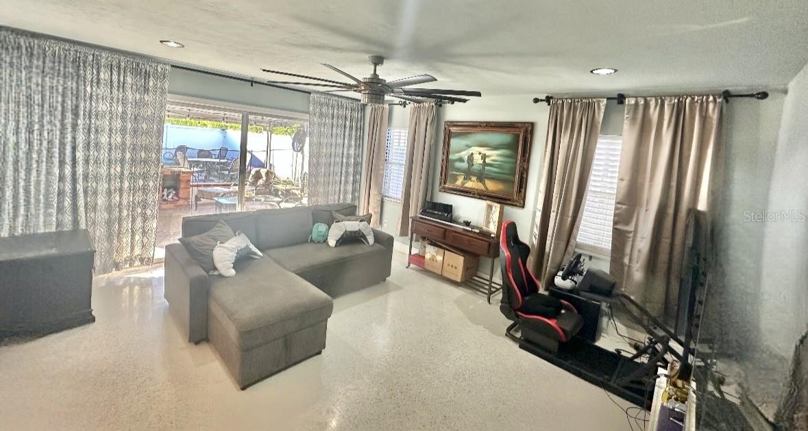 DOMMERICH HILLS SECOND ADD - Residential