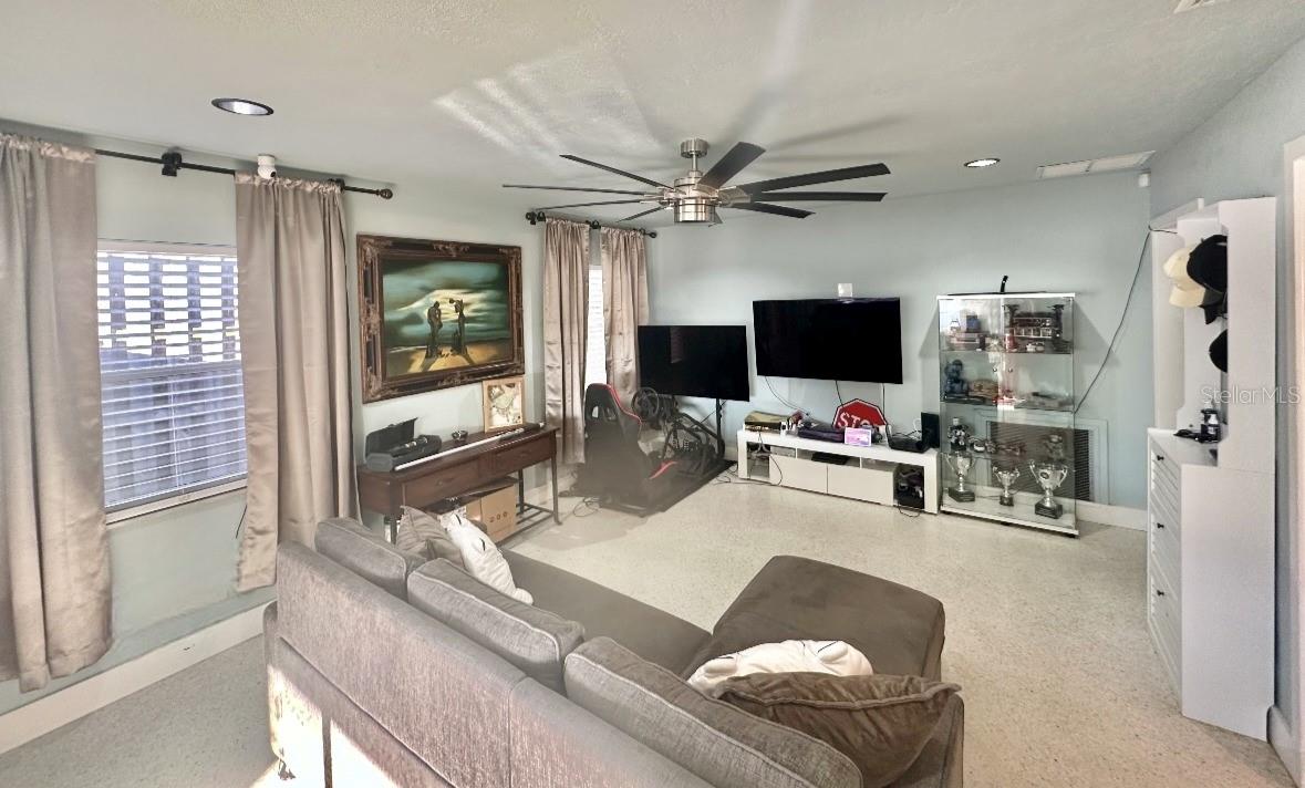 DOMMERICH HILLS SECOND ADD - Residential