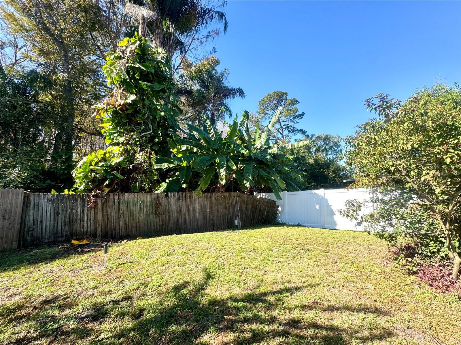 CROSSINGS REMINGTON OAKS AT - Residential