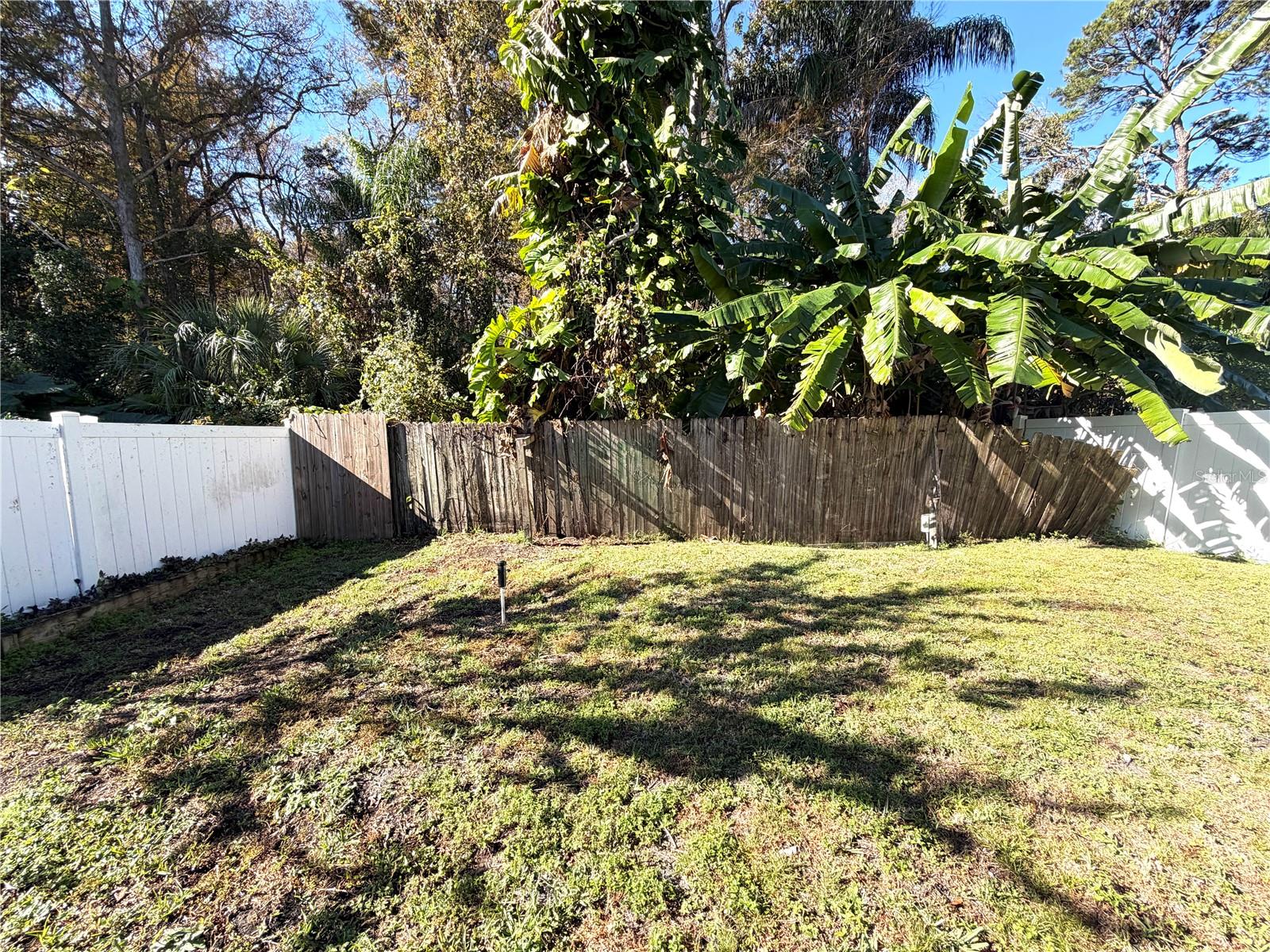 CROSSINGS REMINGTON OAKS AT - Residential