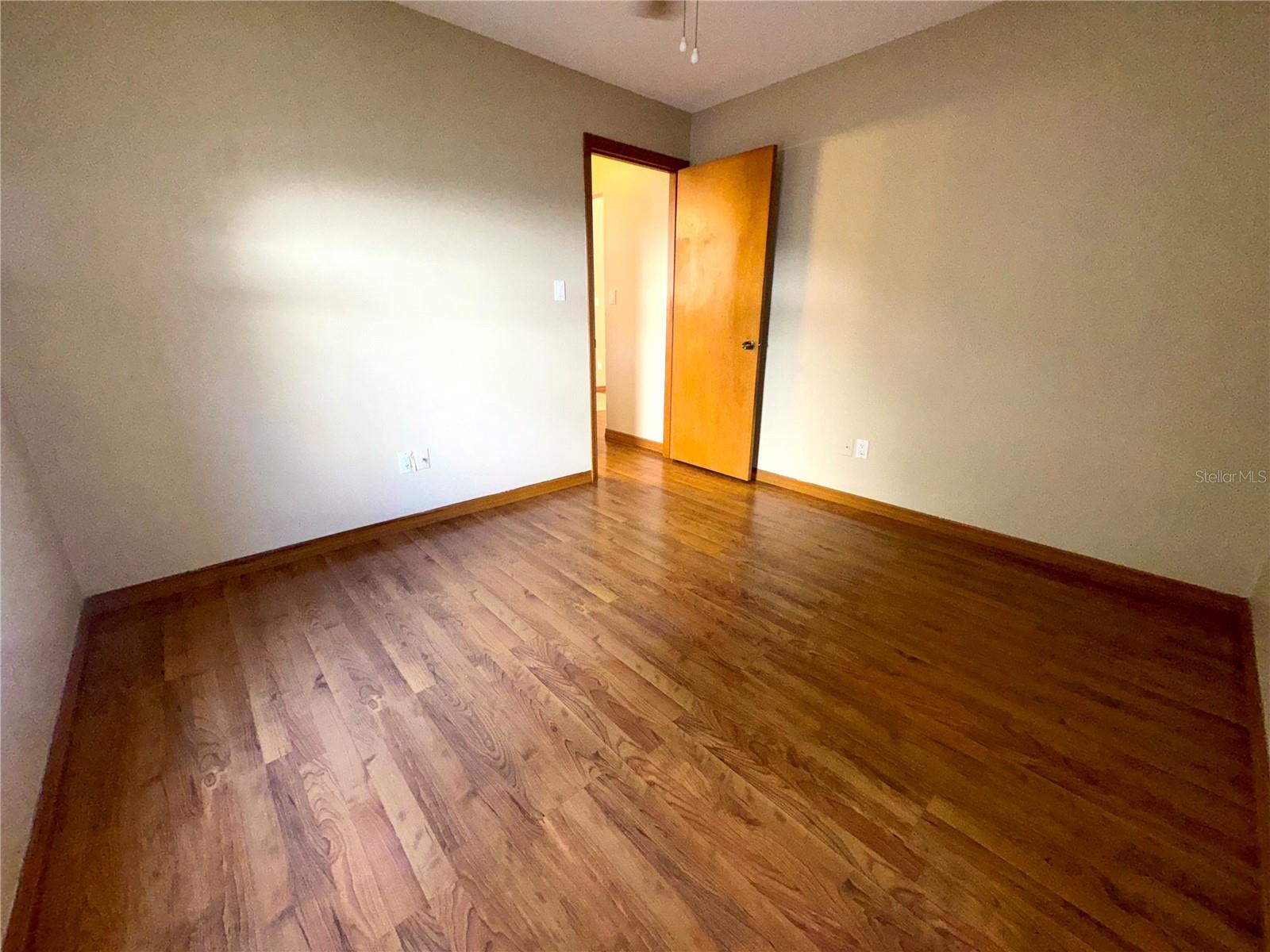 CROSSINGS REMINGTON OAKS AT - Residential