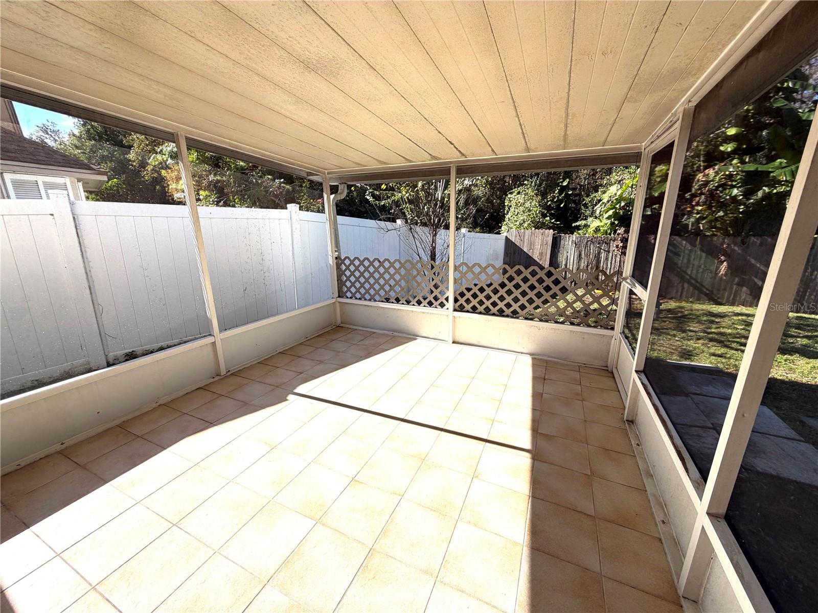 CROSSINGS REMINGTON OAKS AT - Residential