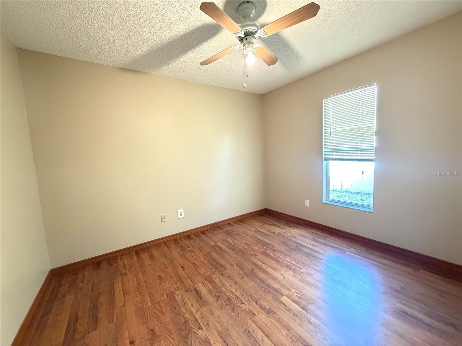 CROSSINGS REMINGTON OAKS AT - Residential