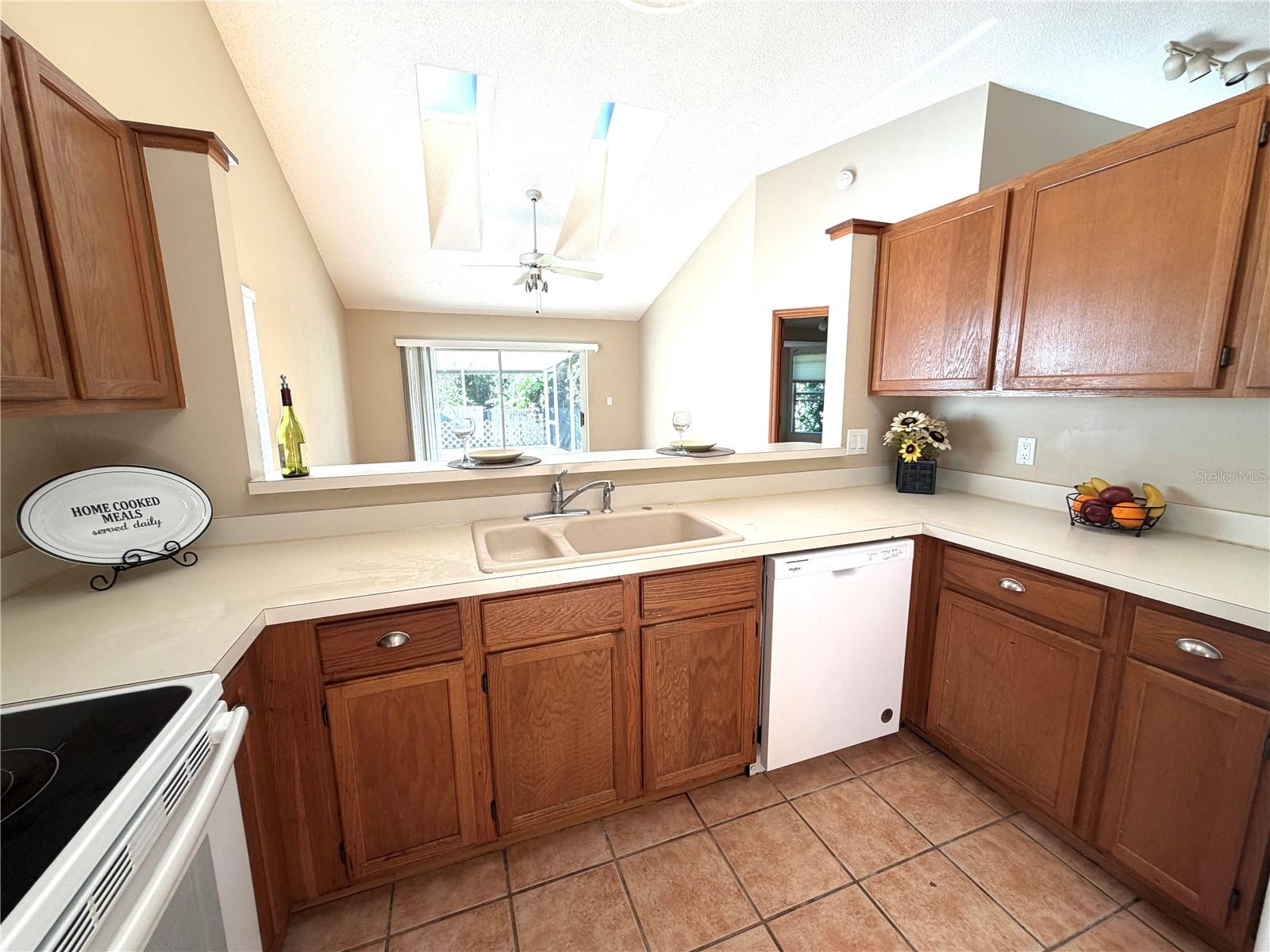 CROSSINGS REMINGTON OAKS AT - Residential