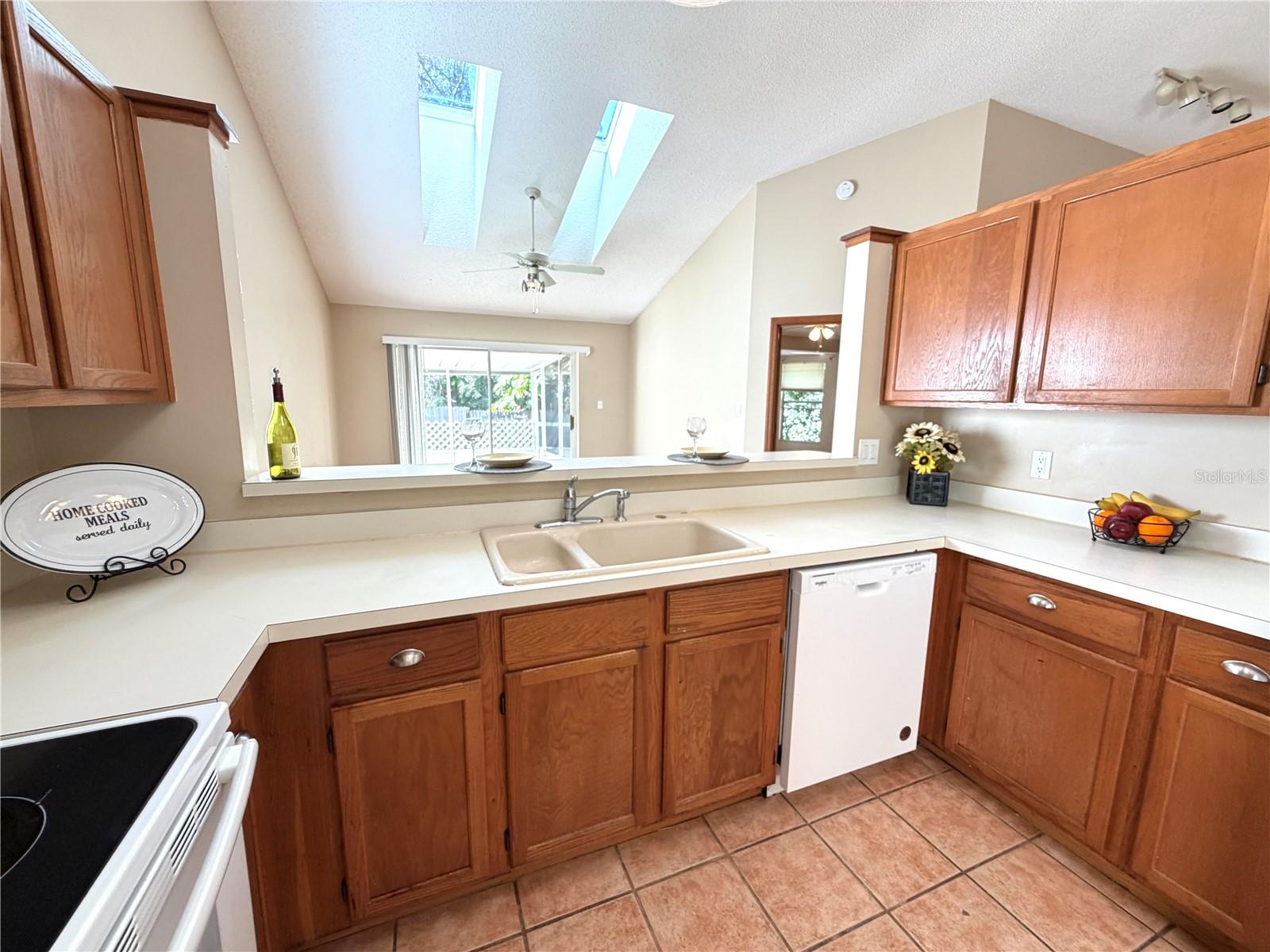 CROSSINGS REMINGTON OAKS AT - Residential