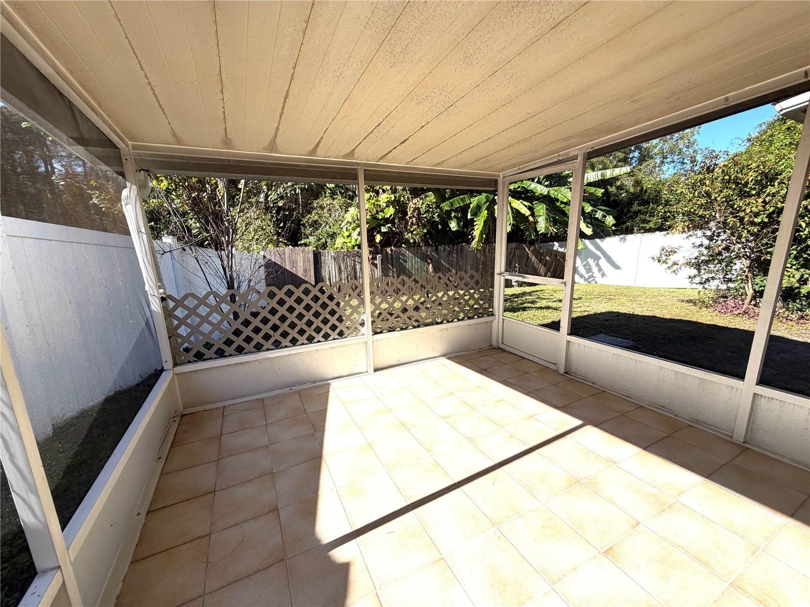 CROSSINGS REMINGTON OAKS AT - Residential