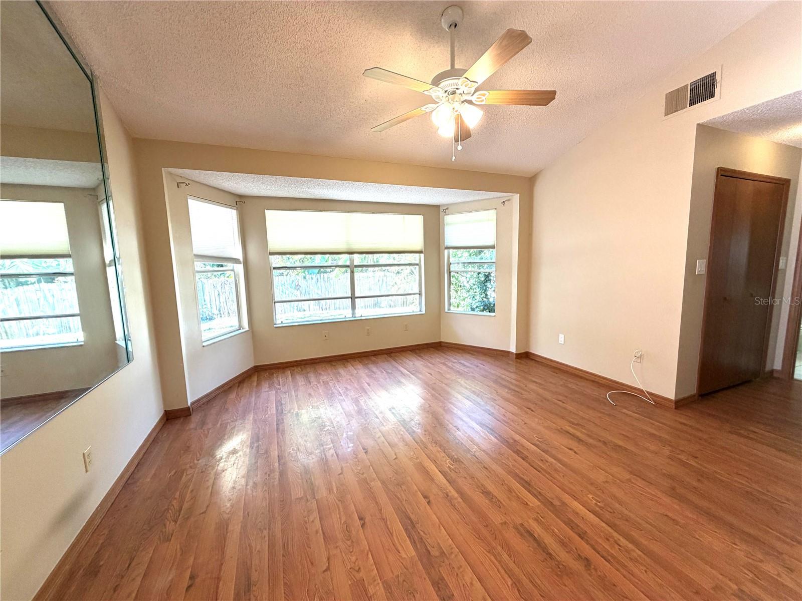 CROSSINGS REMINGTON OAKS AT - Residential