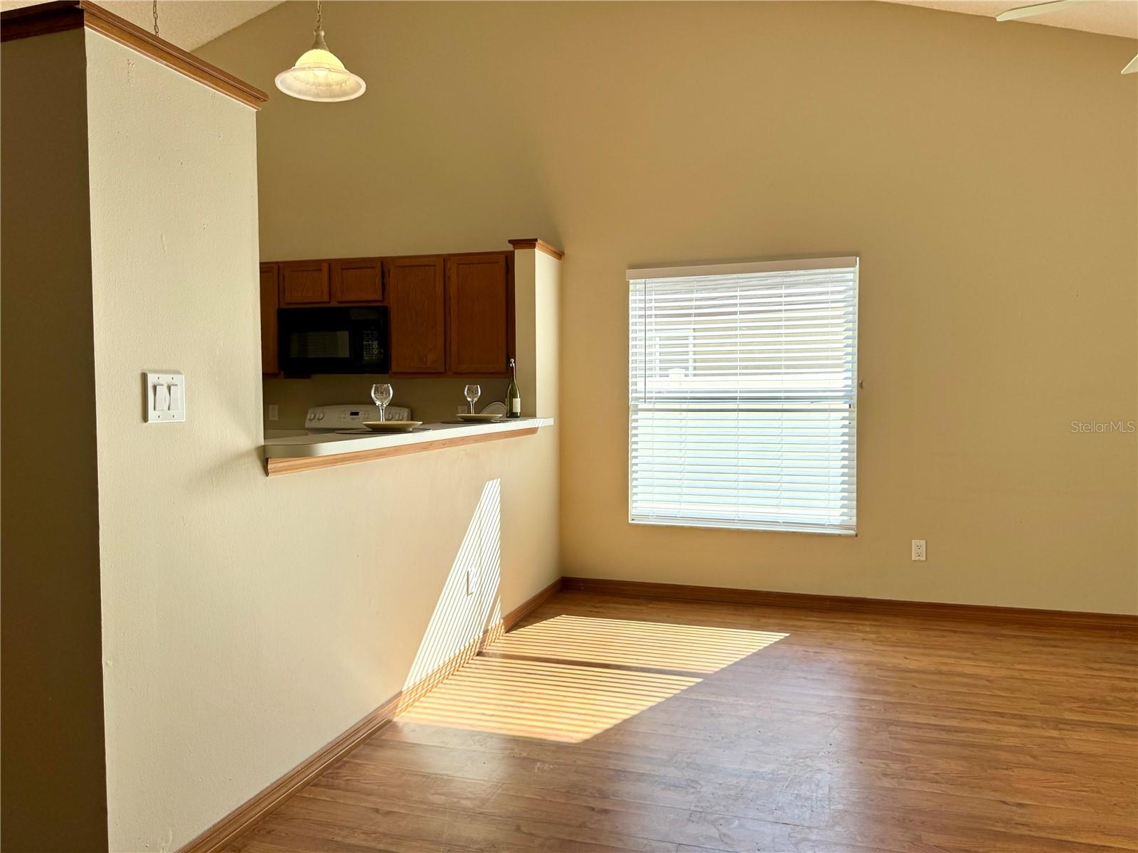 CROSSINGS REMINGTON OAKS AT - Residential