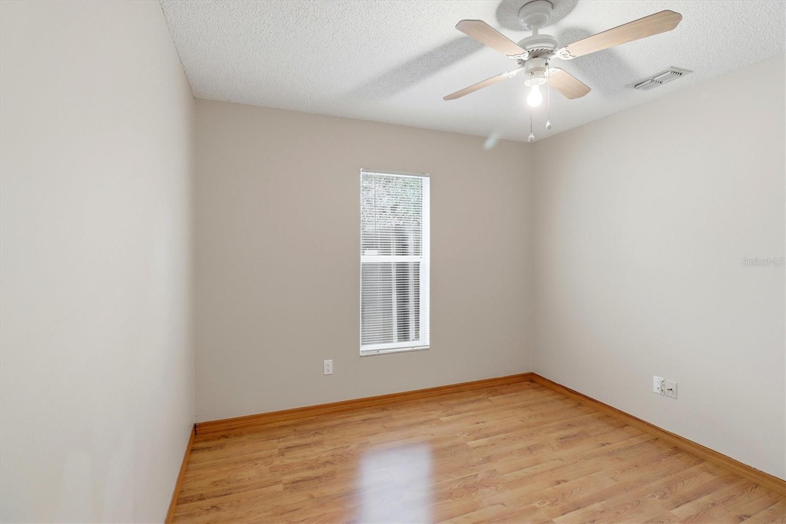 CROSSINGS REMINGTON OAKS AT - Residential