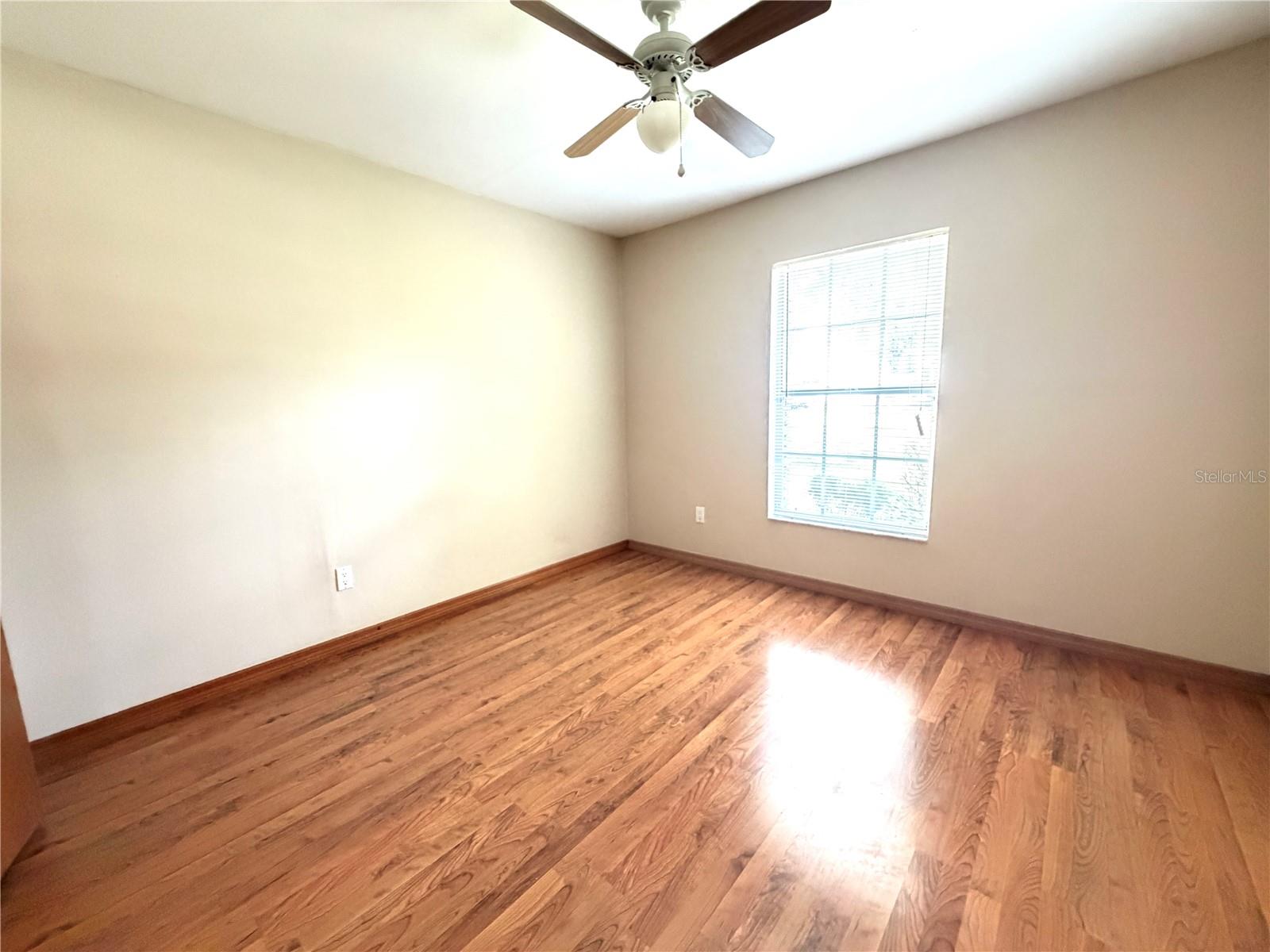 CROSSINGS REMINGTON OAKS AT - Residential