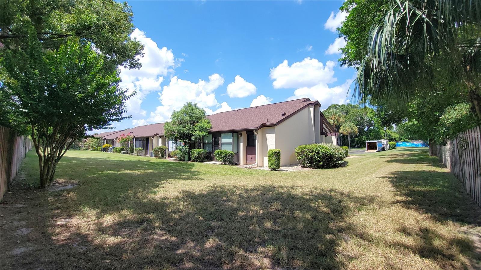 BREEZEWOOD VILLAGE CONDO PH 01-04 - Residential