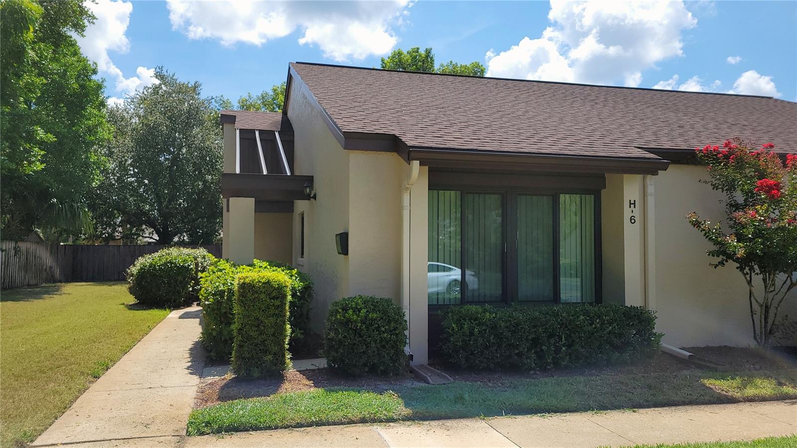 BREEZEWOOD VILLAGE CONDO PH 01-04 - Residential