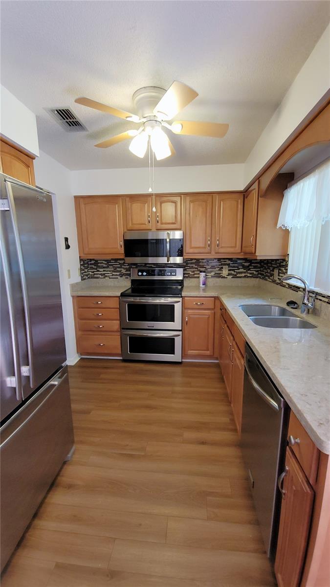 BREEZEWOOD VILLAGE CONDO PH 01-04 - Residential