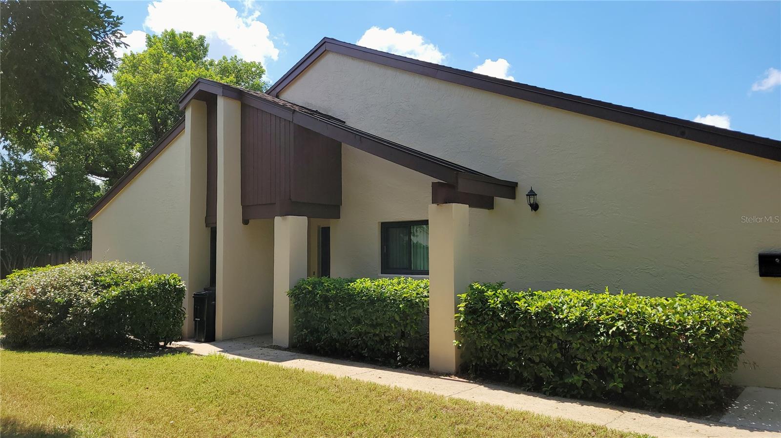 BREEZEWOOD VILLAGE CONDO PH 01-04 - Residential