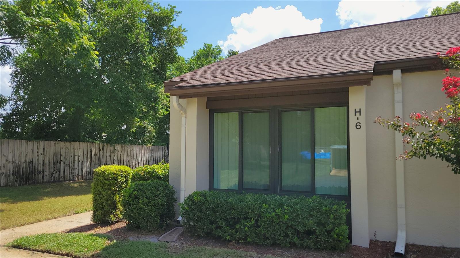 BREEZEWOOD VILLAGE CONDO PH 01-04 - Residential