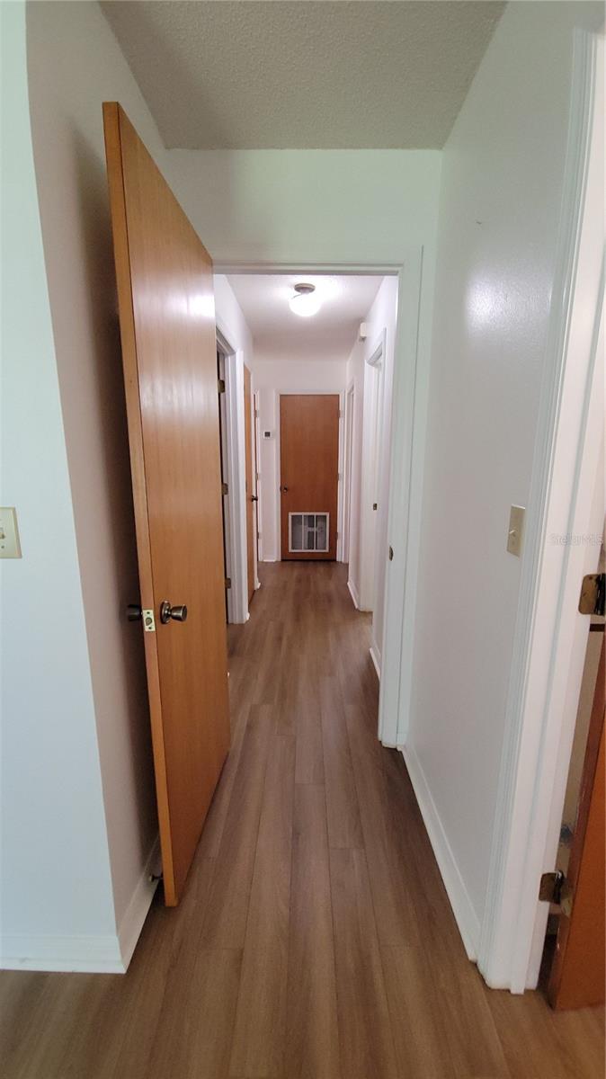 BREEZEWOOD VILLAGE CONDO PH 01-04 - Residential