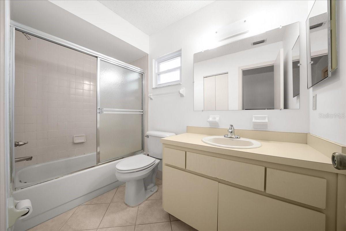 SPRUCE CREEK 04 - Residential