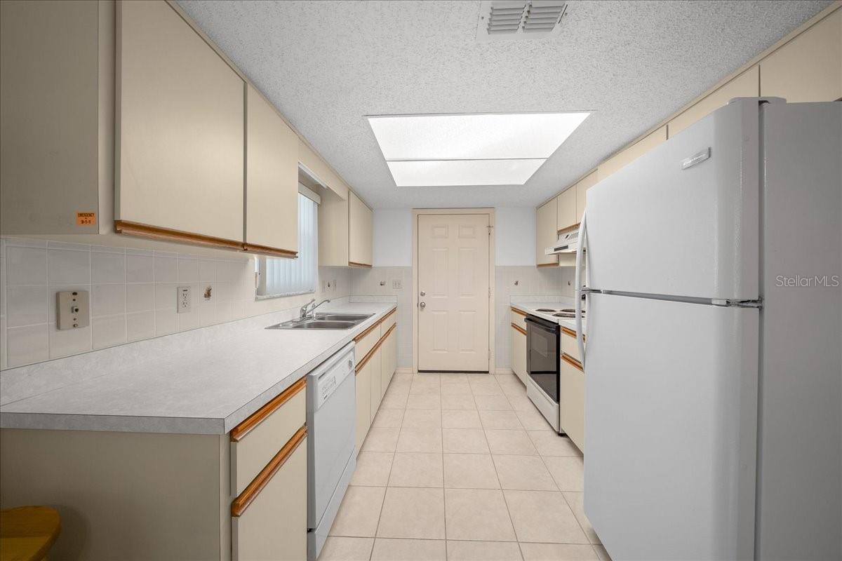 SPRUCE CREEK 04 - Residential