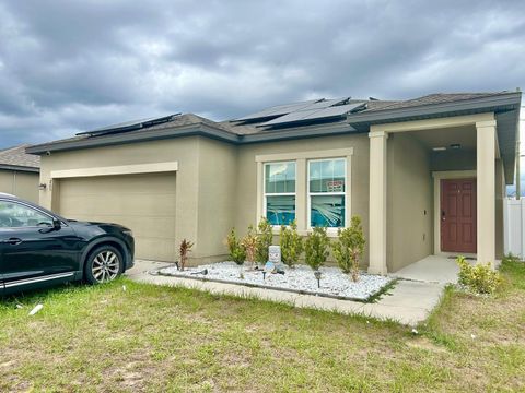 Photo of 805 Orchid Grove Boulevard, Davenport, FL 33837 (MLS # L4957510)