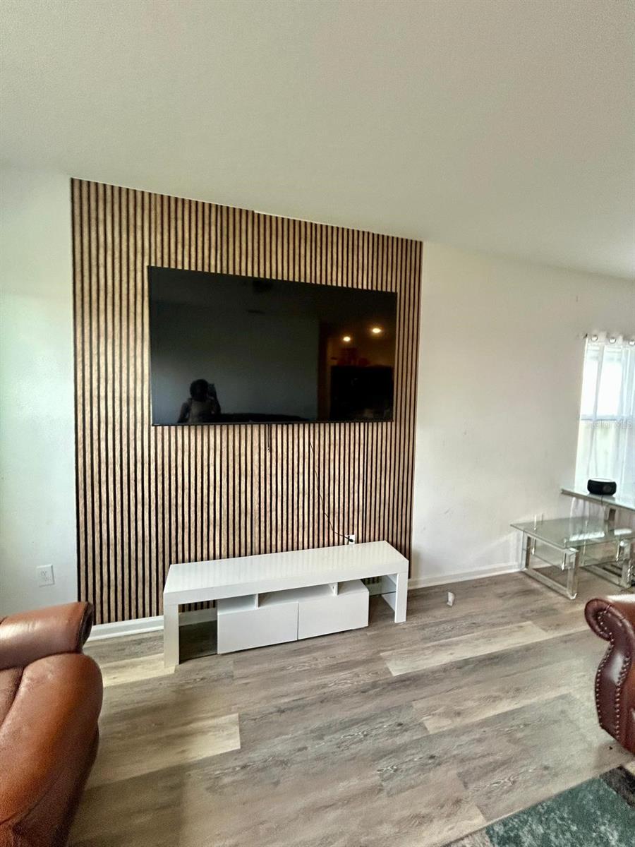 805 ORCHID GROVE BOULEVARD