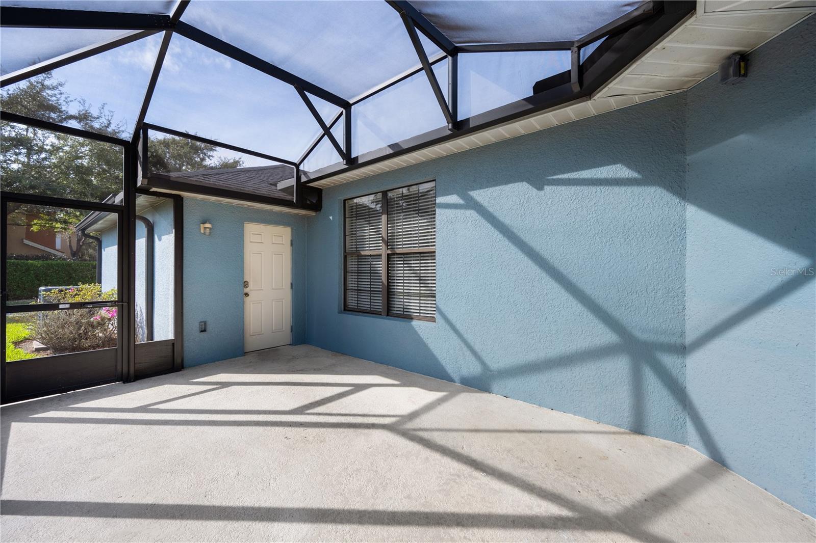 CHARTRES GARDENS - Residential