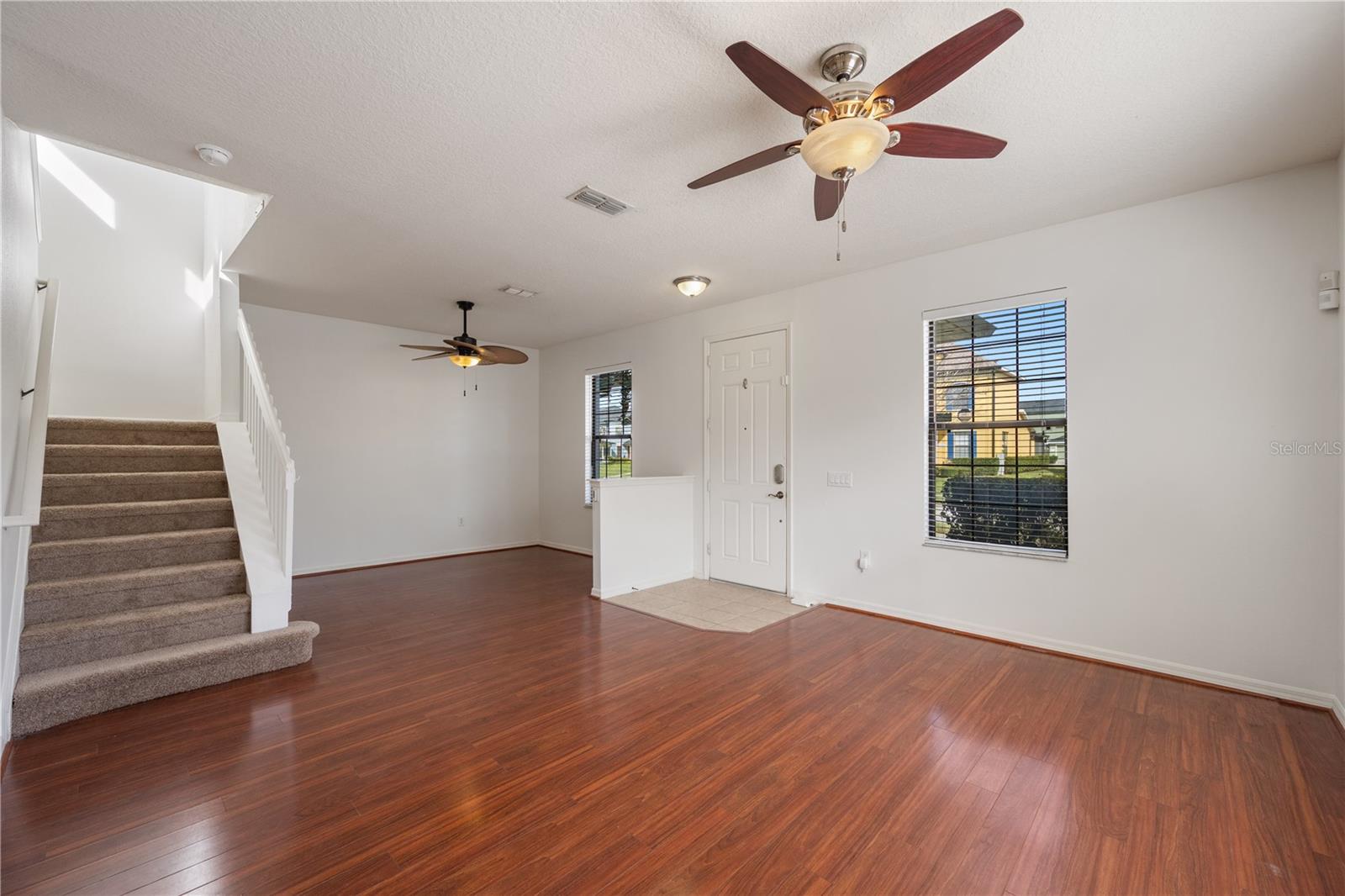 CHARTRES GARDENS - Residential