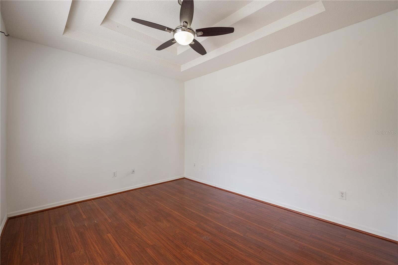 CHARTRES GARDENS - Residential