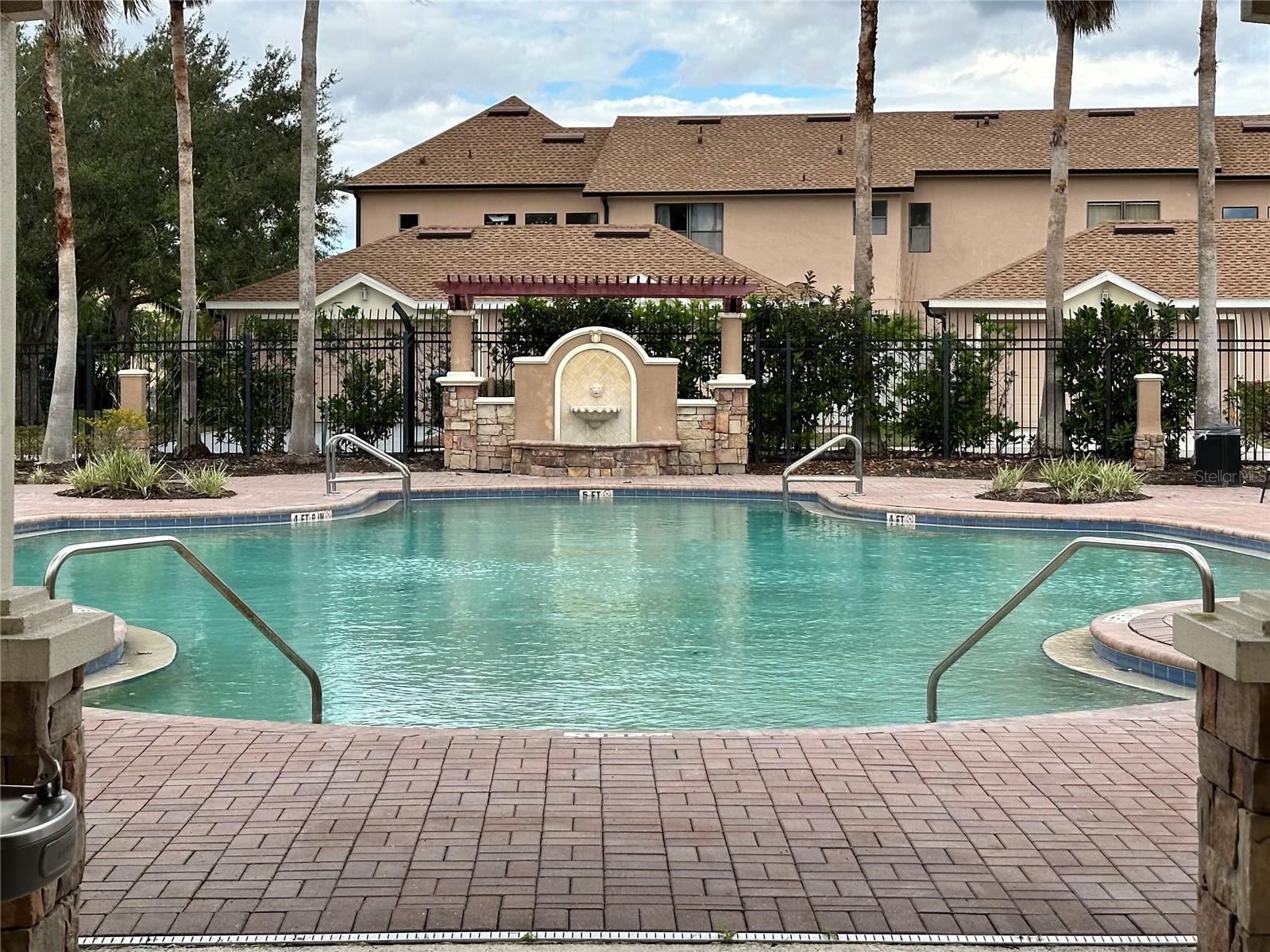 CHARTRES GARDENS - Residential