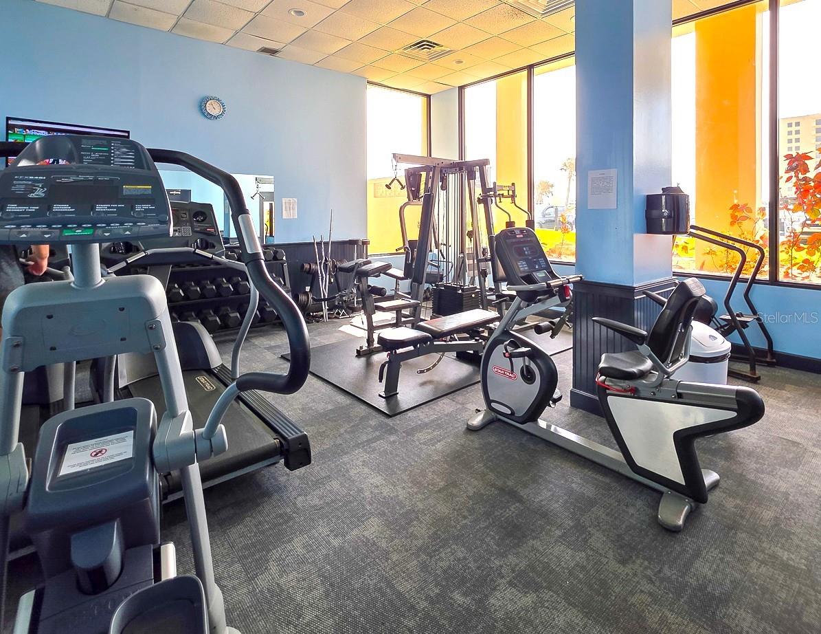 OCEANS ONE - Residential