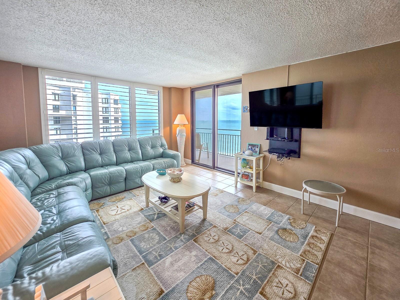 OCEANS ONE - Residential