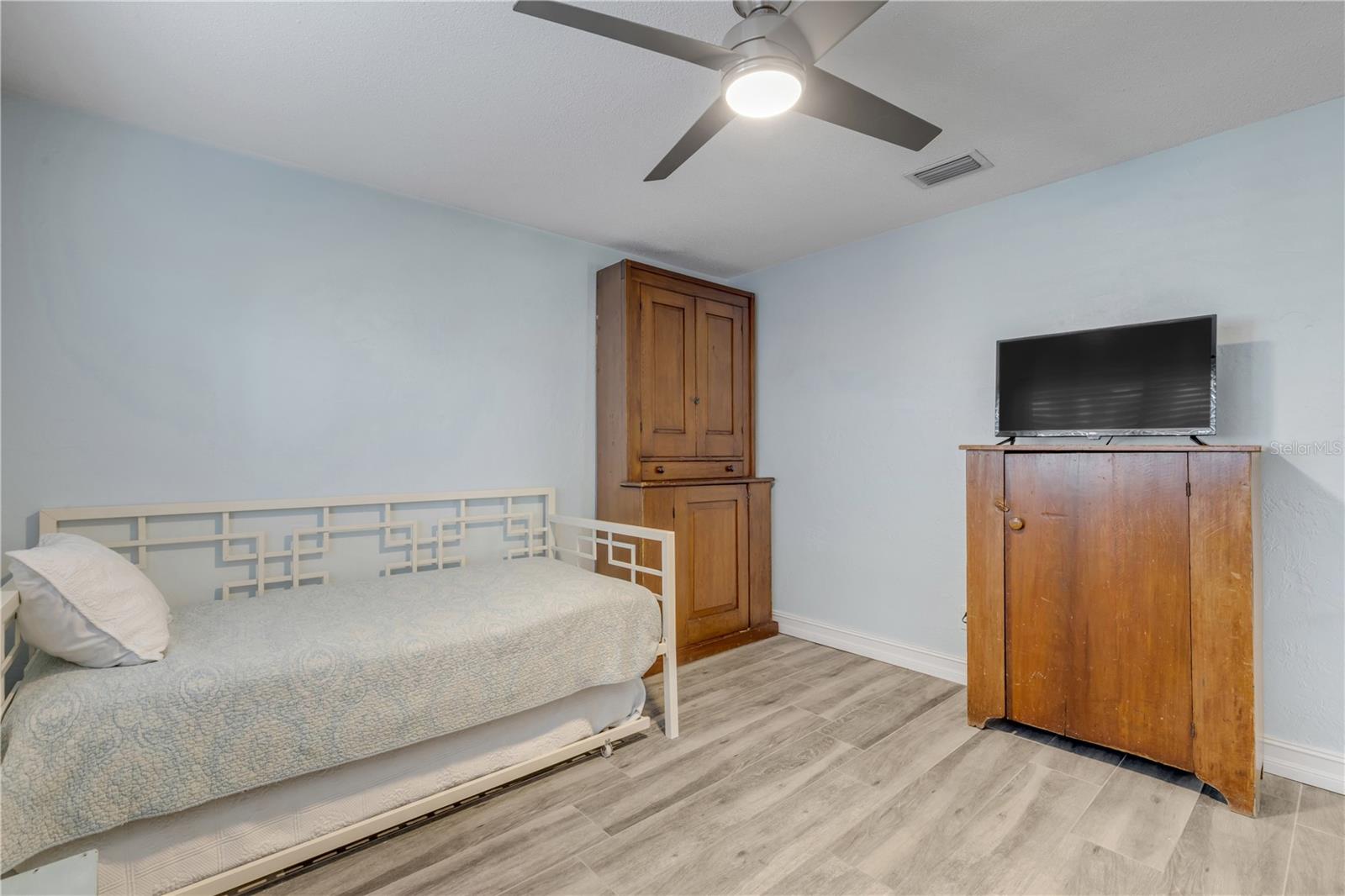 SILVER SANDS SEC B - Residential