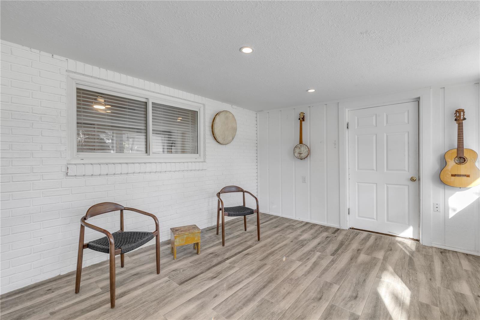 SILVER SANDS SEC B - Residential