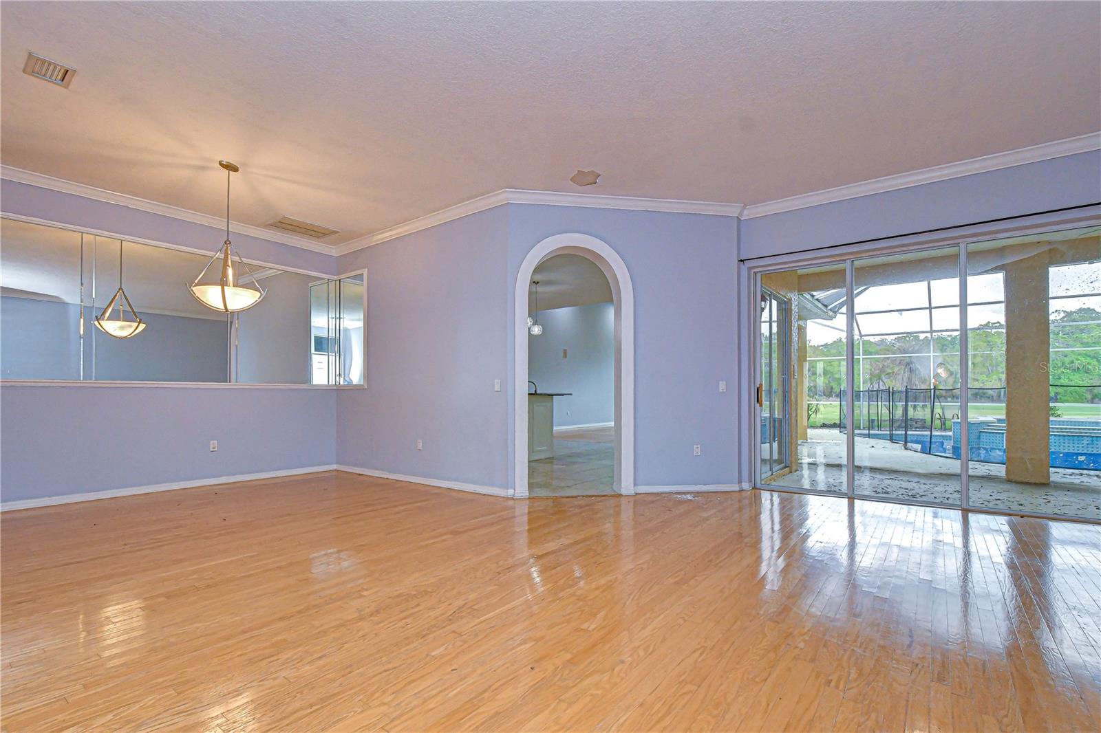 CRESCENT OAKS COUNTRY CLUB REGENCY PH 2 - Residential