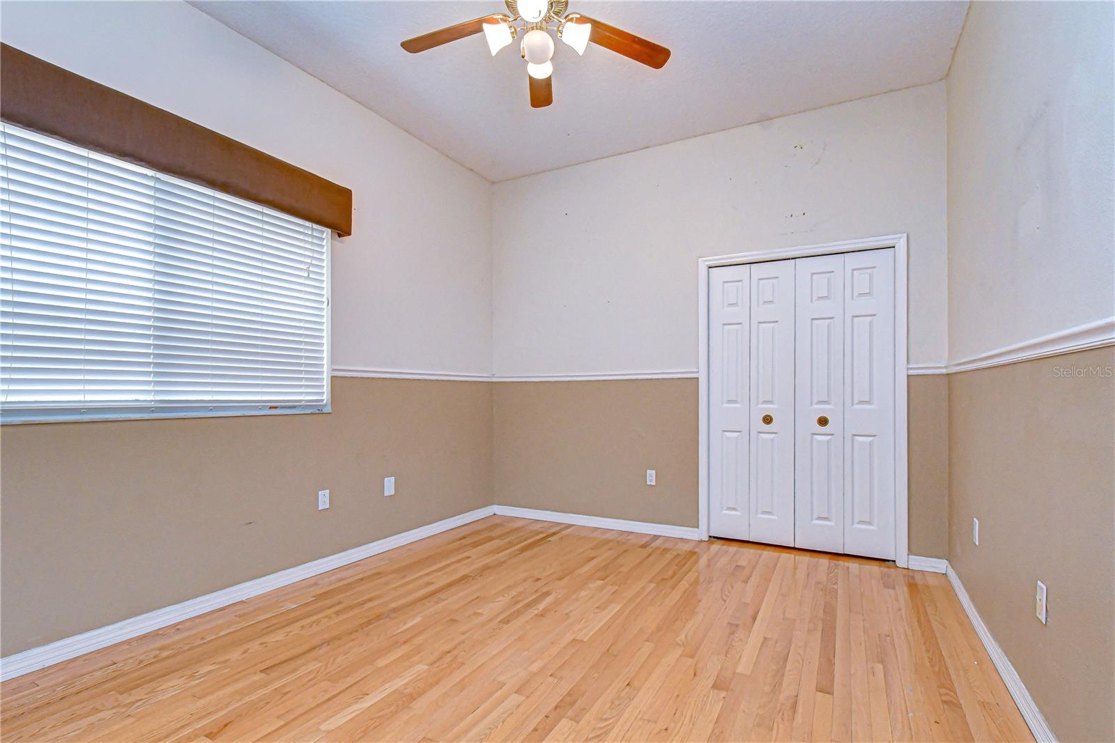 CRESCENT OAKS COUNTRY CLUB REGENCY PH 2 - Residential