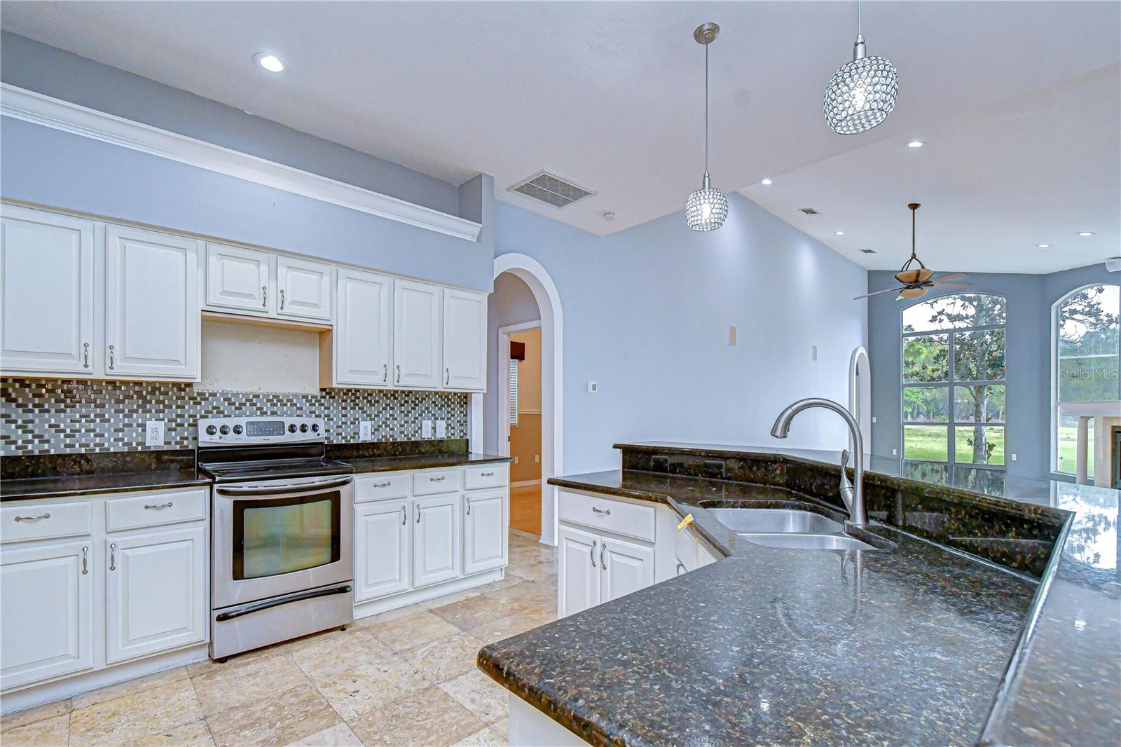 CRESCENT OAKS COUNTRY CLUB REGENCY PH 2 - Residential