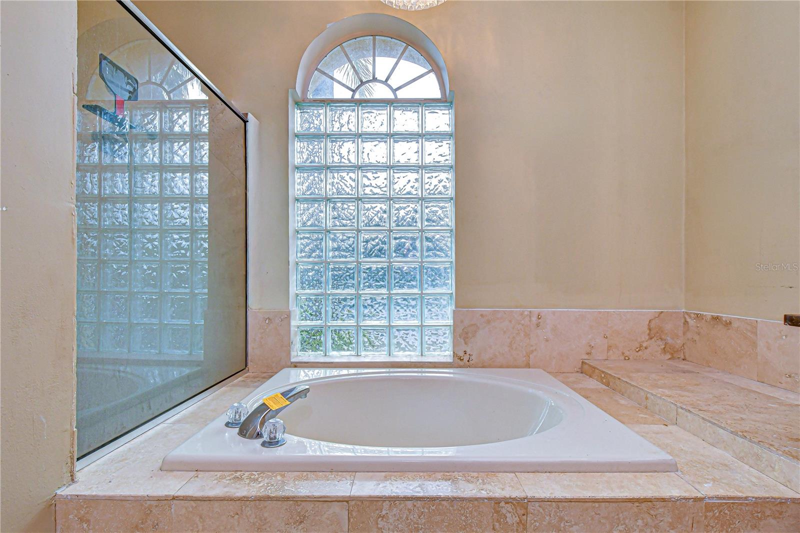 CRESCENT OAKS COUNTRY CLUB REGENCY PH 2 - Residential